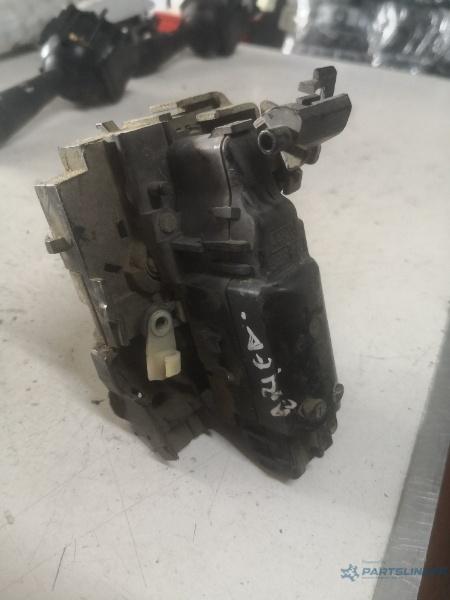 Broasca usa dreapta fata DACIA LODGY [ 2012 - > ]