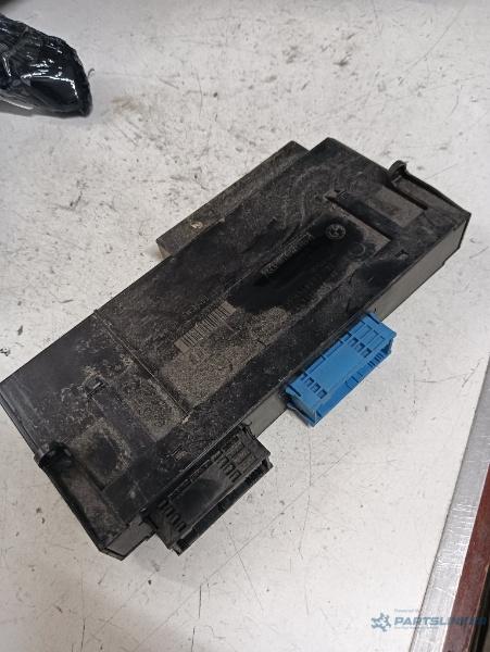 Modul lumini BMW 3 V (E90) [ 2004 - 2012 ] OEM 10681810