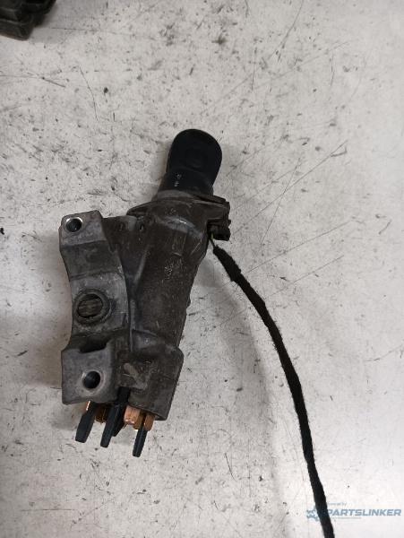 Contact cu cheie SEAT CORDOBA III (6L2) [ 2002 - 2009 ] OEM 4b0905851c