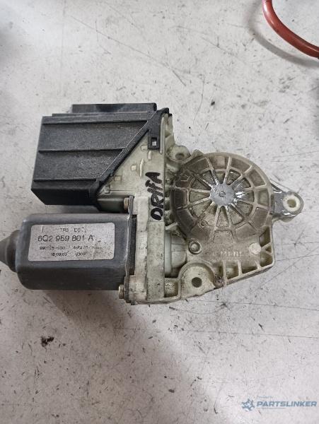 Motoras macara geam dreapta fata SEAT CORDOBA III (6L2) [ 2002 - 2009 ] OEM 6q2959801a