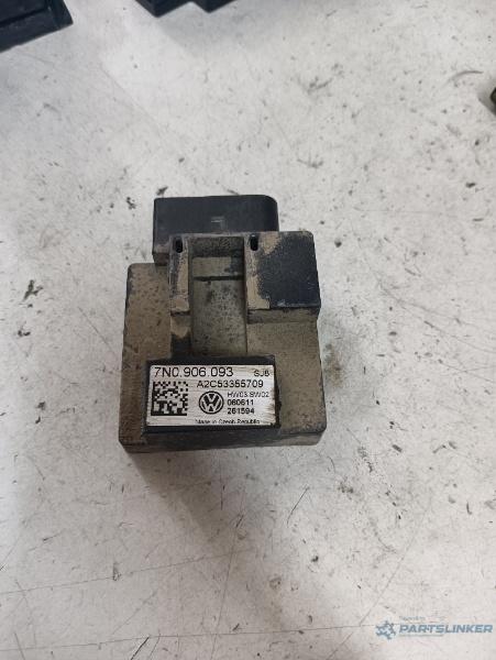 Modul pompa combustibil  VOLKSWAGEN TIGUAN (5N_) [ 2007 - > ] TDI 4motion (CBBB, CFGB) 125KW|170HP OEM 7n0906093