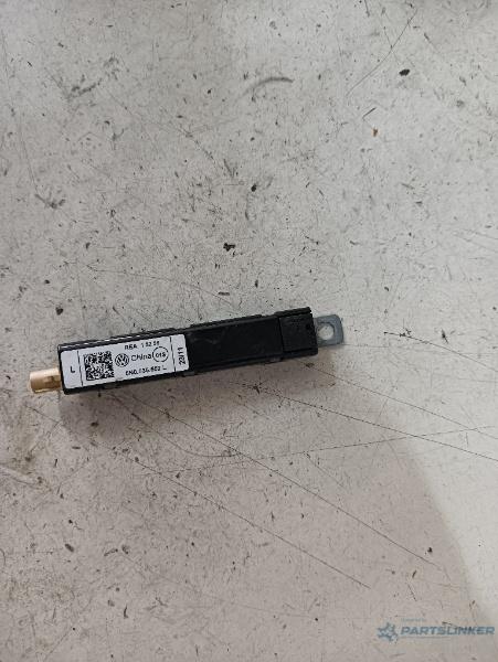 Amplificator antena VOLKSWAGEN TIGUAN (5N_) [ 2007 - > ] TDI 4motion (CBBB, CFGB) 125KW|170HP OEM 5n0035552l