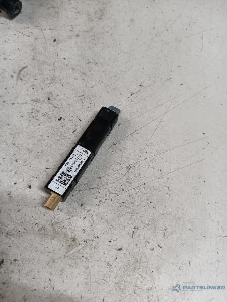 Amplificator antena VOLKSWAGEN TIGUAN (5N_) [ 2007 - > ] TDI 4motion (CBBB, CFGB) 125KW|170HP OEM 5n0035552l – foto 2