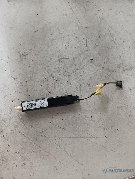 Amplificator antena VOLKSWAGEN TIGUAN (5N_) [ 2007 - > ] TDI 4motion (CBBB, CFGB) 125KW|170HP OEM 5n0035552k