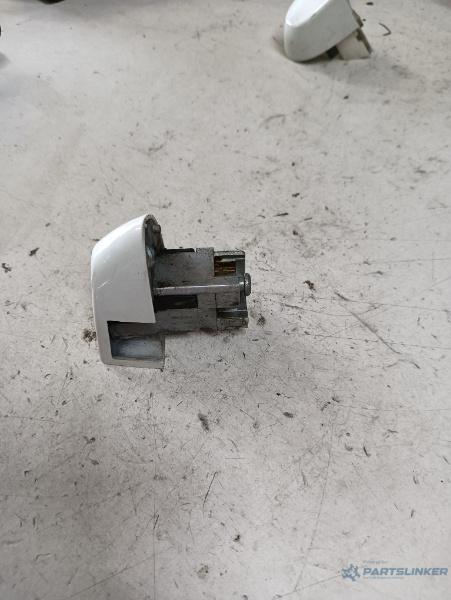 Butuc usa stanga fata BMW X1 I (E84) [ 2009 - 2015 ] – foto 2
