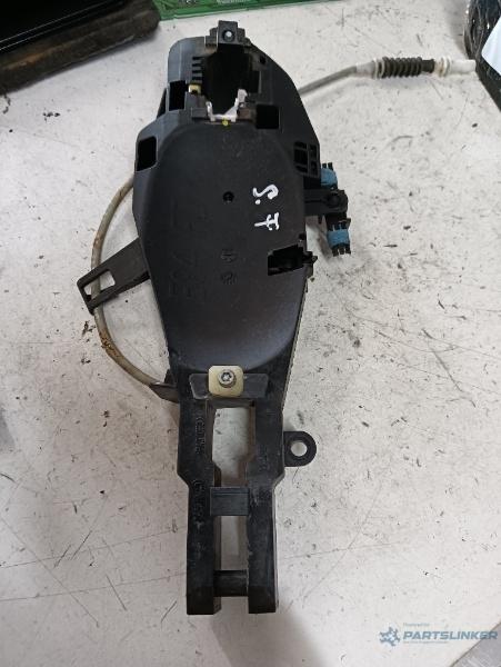 Maner usa interior stanga fata BMW X1 I (E84) [ 2009 - 2015 ]