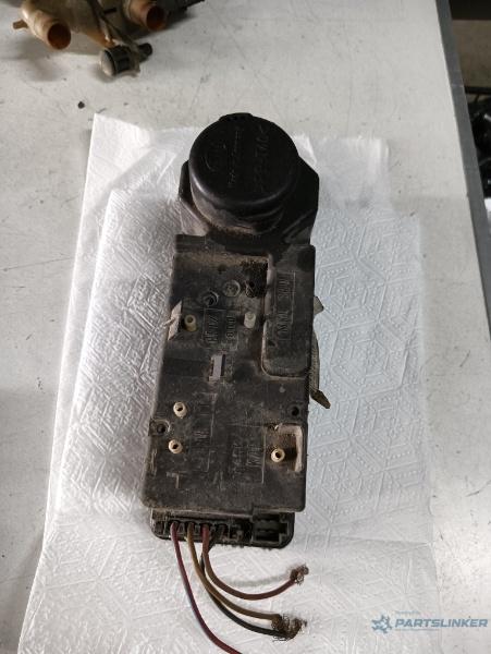 Pompa vacuum MERCEDES-BENZ E-CLASS II (W210) [ 1995 - 2003 ] OEM 2108001148 – foto 2