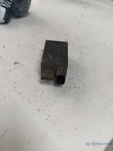 Senzor temperatura habitaclu BMW X5 II (E70) [ 2006 - 2013 ] OEM 8391470 – foto 2