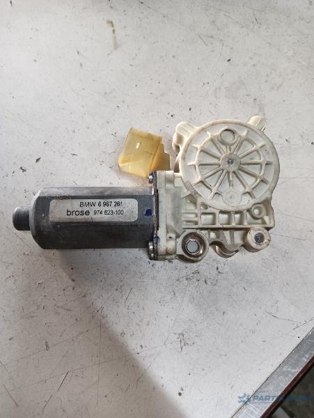 Motoras macara geam stanga fata BMW X5 II (E70) [ 2006 - 2013 ] OEM 6967261