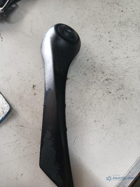 Butoane geamuri electrice dreapta fata RENAULT MEGANE II (BM0/1_, CM0/1_) [ 2001 - 2012 ]