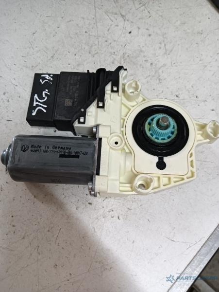 Motoras macara geam stanga spate VOLKSWAGEN PASSAT (3C2) [ 2005 - 2010 ] OEM 973624106