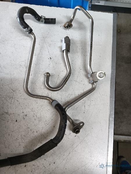 Conducte combustibil  VOLKSWAGEN GOLF VII (5G1, BE1) [ 2012 - > ] OEM 04c130241b
