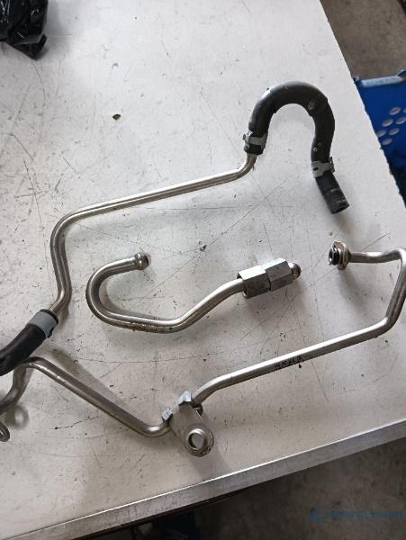 Conducte combustibil  VOLKSWAGEN GOLF VII (5G1, BE1) [ 2012 - > ] OEM 04c130241b – foto 2
