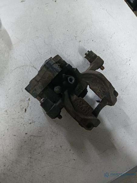 Etrier dreapta spate AUDI A3 III (8V1, 8VK) [ 2012 - > ] OEM 5q0615406