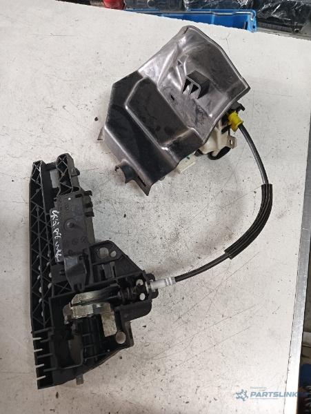 Broasca usa stanga fata AUDI A8 III (4H2, 4H8, 4HC, 4HL) [ 2009 - 2018 ]