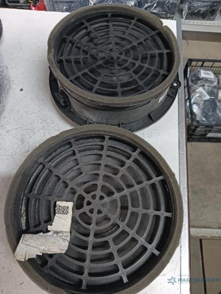 Set boxa auto fata AUDI A8 III 4H2, 4H8, 4HC, 4HL 2009 - 2018 4h0035415