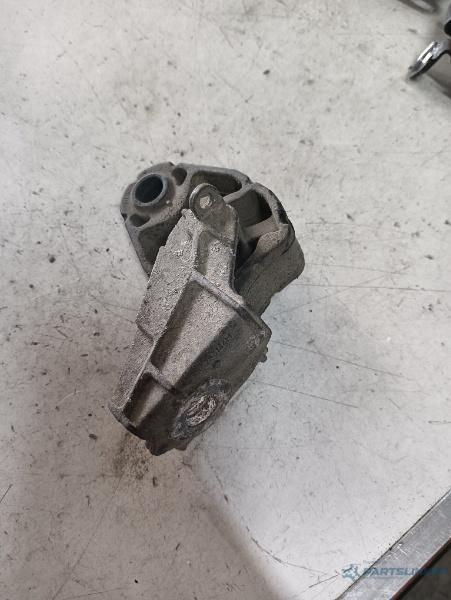 Suport toba finala AUDI A8 III (4H2, 4H8, 4HC, 4HL) [ 2009 - 2018 ] OEM 8k0253144m