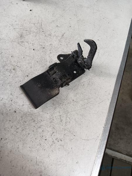 Incuietoare capota AUDI A8 III (4H2, 4H8, 4HC, 4HL) [ 2009 - 2018 ]