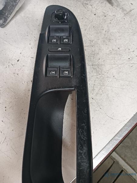 Butoane geamuri electrice stanga fata VOLKSWAGEN PASSAT (3C2) [ 2005 - 2010 ]
