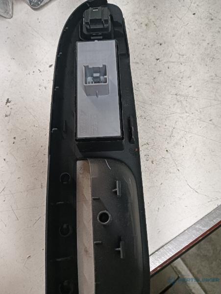 Butoane geamuri electrice stanga fata VOLKSWAGEN PASSAT (3C2) [ 2005 - 2010 ] – foto 2