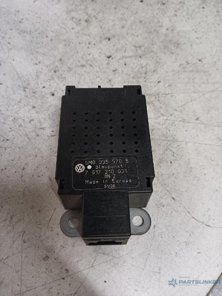 Amplificator audio VOLKSWAGEN GOLF PLUS (5M1, 521) [ 2004 - 2013 ] OEM 5m0035570b