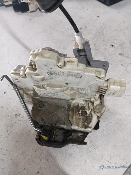 Broasca usa dreapta spate AUDI A6/S6 III Saloon (4F2, C6) [ 2004 - 2011 ] OEM 4f0839016