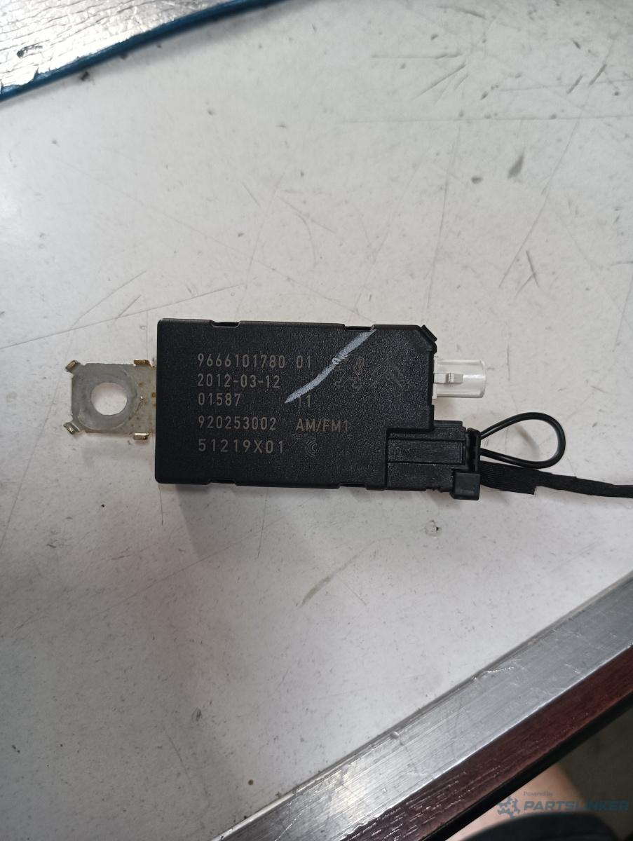 Amplificator antena  PEUGEOT 508 (8D_) [ 2010 - > ] HDi Hybrid4 AWC (RHC (DW10CTED4)) 120KW|163HP OEM 9666101780