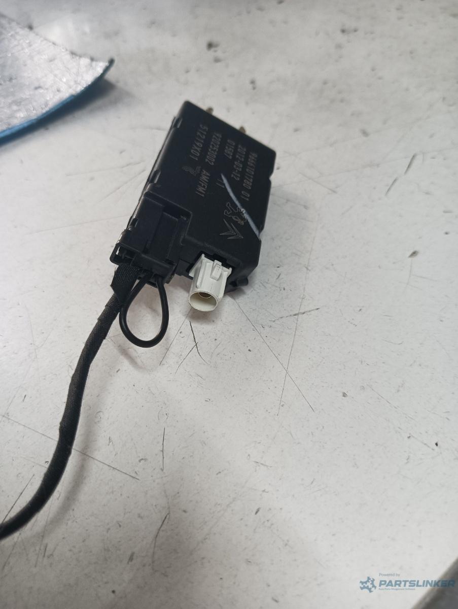 Amplificator antena  PEUGEOT 508 (8D_) [ 2010 - > ] HDi Hybrid4 AWC (RHC (DW10CTED4)) 120KW|163HP OEM 9666101780 – foto 2