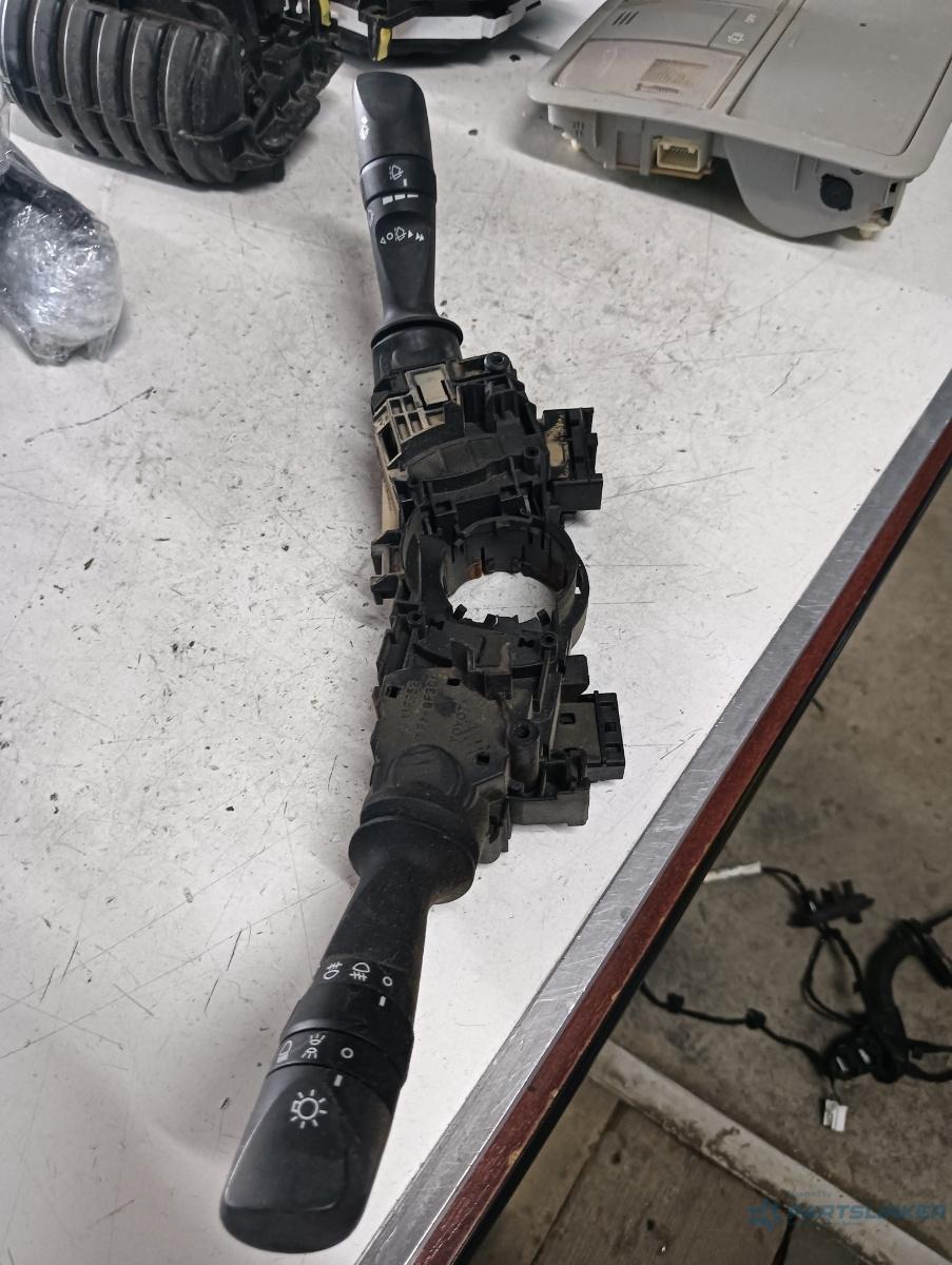 Ansamblu manete semnalizare stergatoare TOYOTA COROLLA 1.3 i 2015 OEM 0273017f850