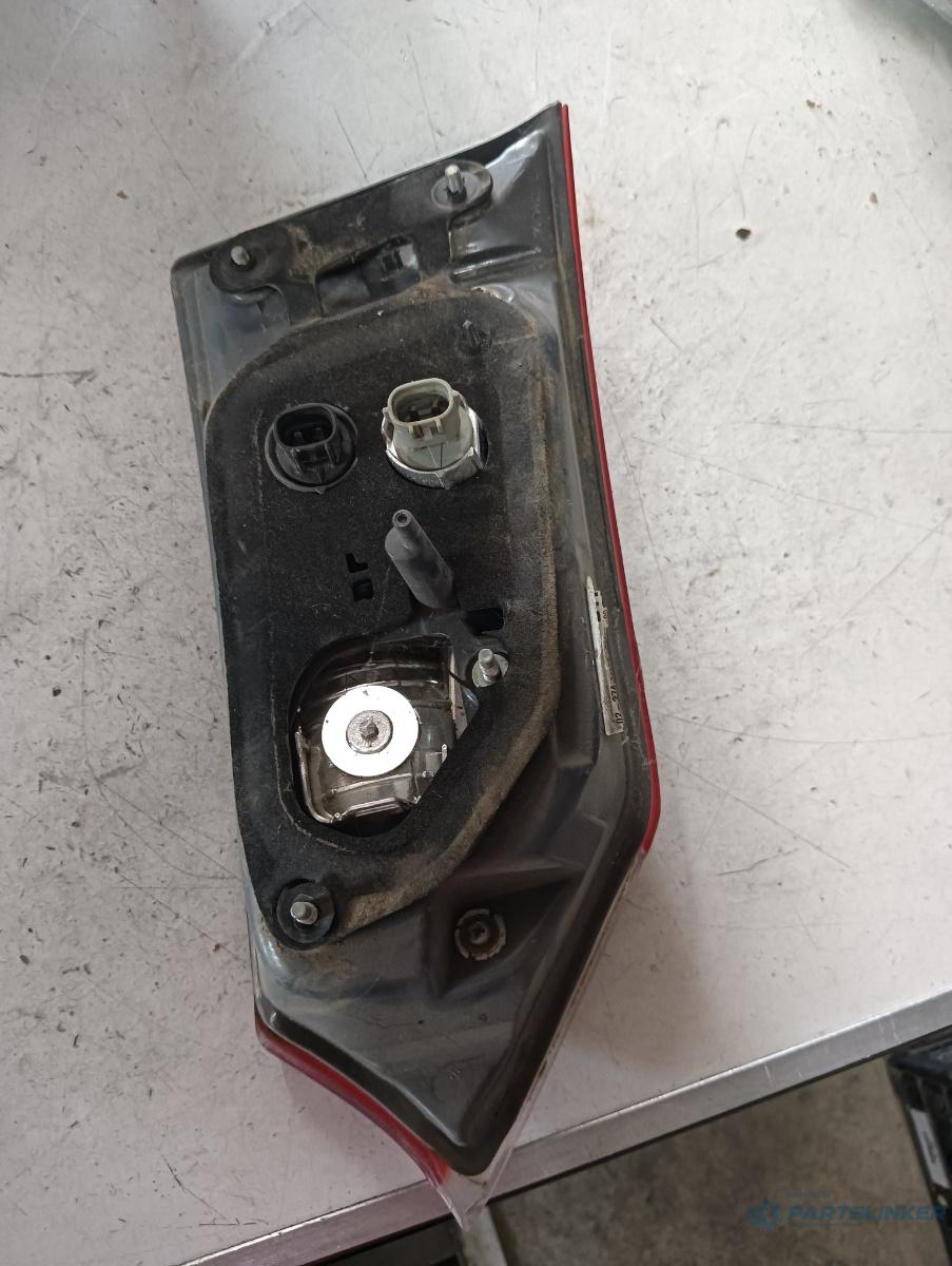 Lampa spate / stop dreapta spate TOYOTA COROLLA 1.3 i 2015 – foto 2