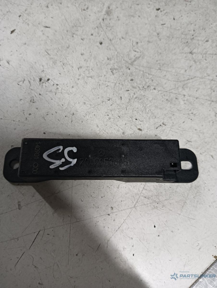 Antena keyless go  stanga spate MERCEDES-BENZ S-CLASS (W222, V222, X222) [ 2013 - > ] OEM A2059053005