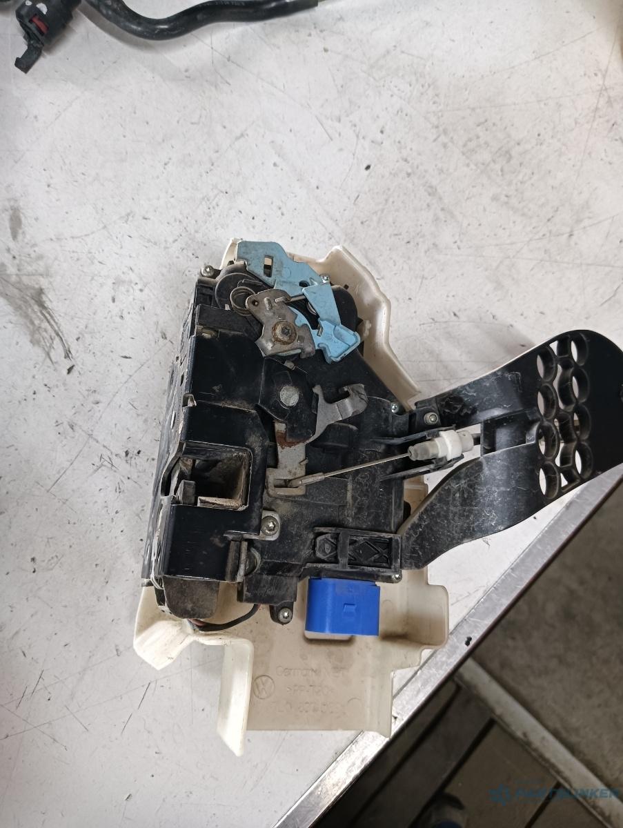 Broasca usa stanga fata VOLKSWAGEN TOUAREG (7LA, 7L6, 7L7) [ 2002 - 2013 ] – foto 2