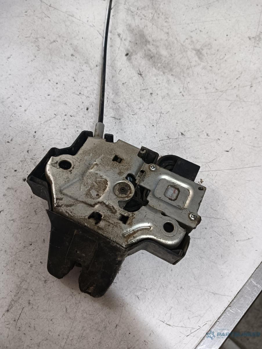 Broasca haion LEXUS IS II Saloon (GSE2_, ALE2_, USE2_) [ 2005 - 2013 ] – foto 2