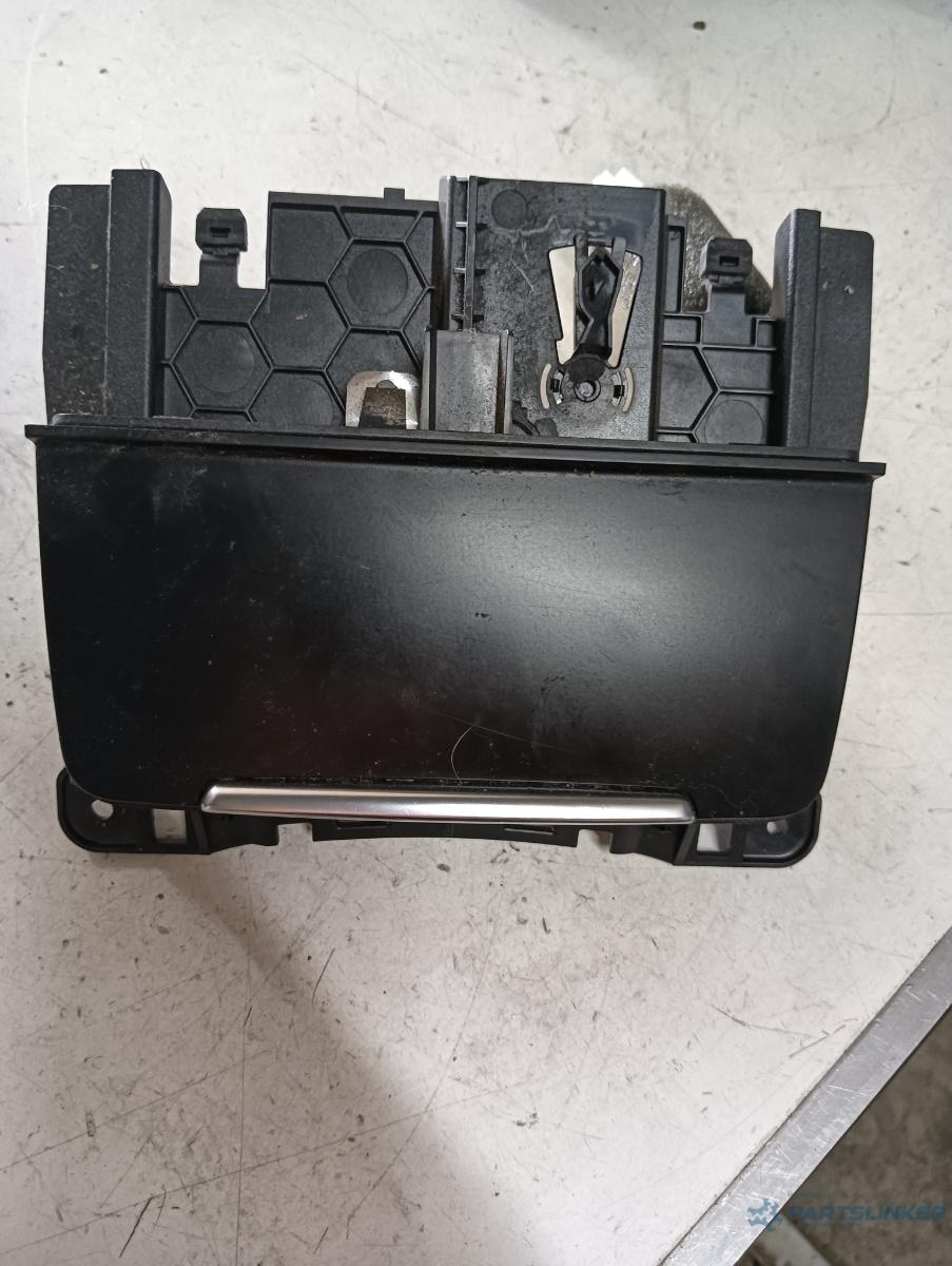 Scrumiera AUDI A4 IV (8K2, B8) [ 2007 - 2015 ] OEM 8k0857951