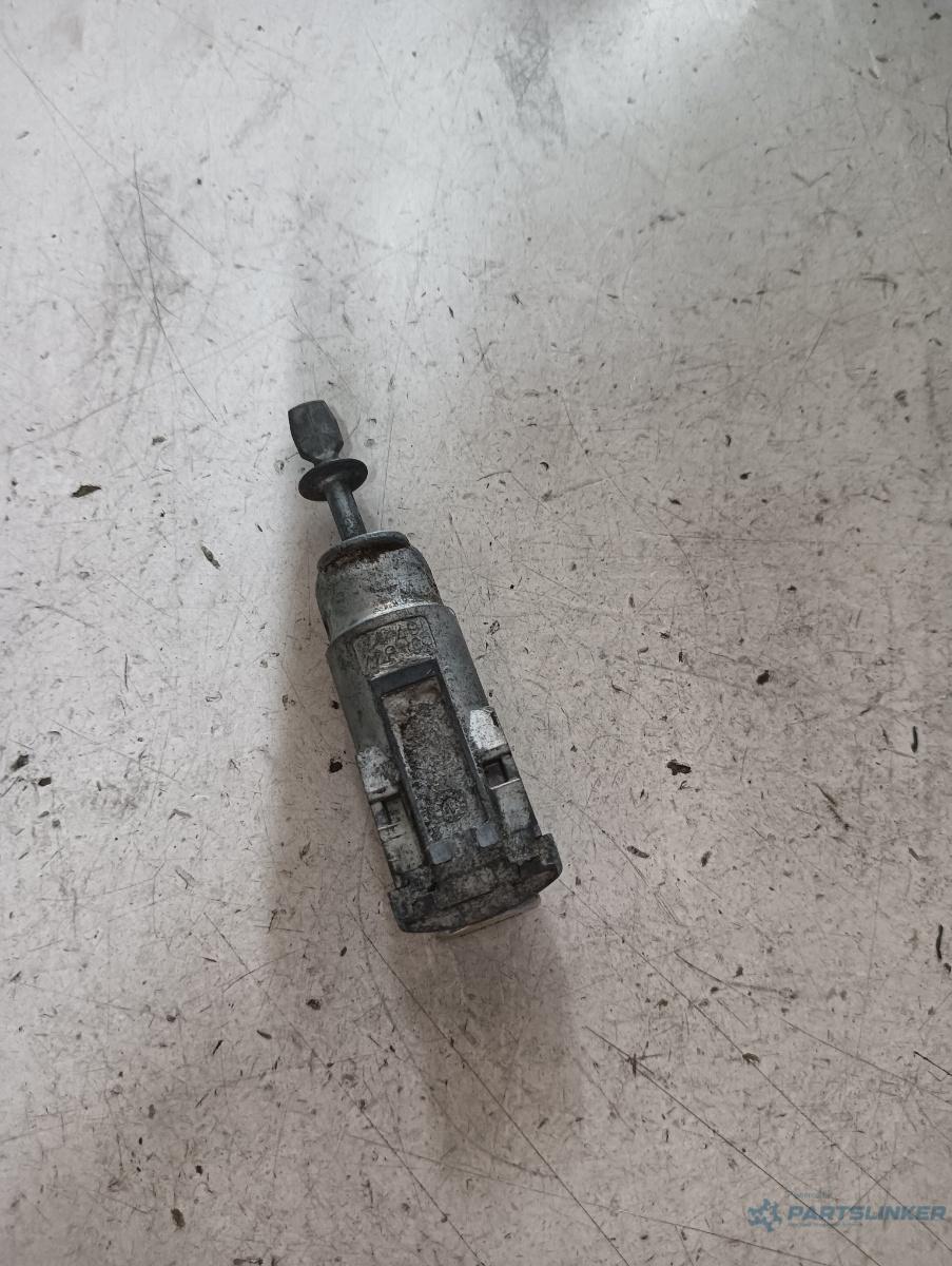 Butuc usa stanga fata SEAT TOLEDO IV (KG3) [ 2012 - > ] OEM 5ja837167
