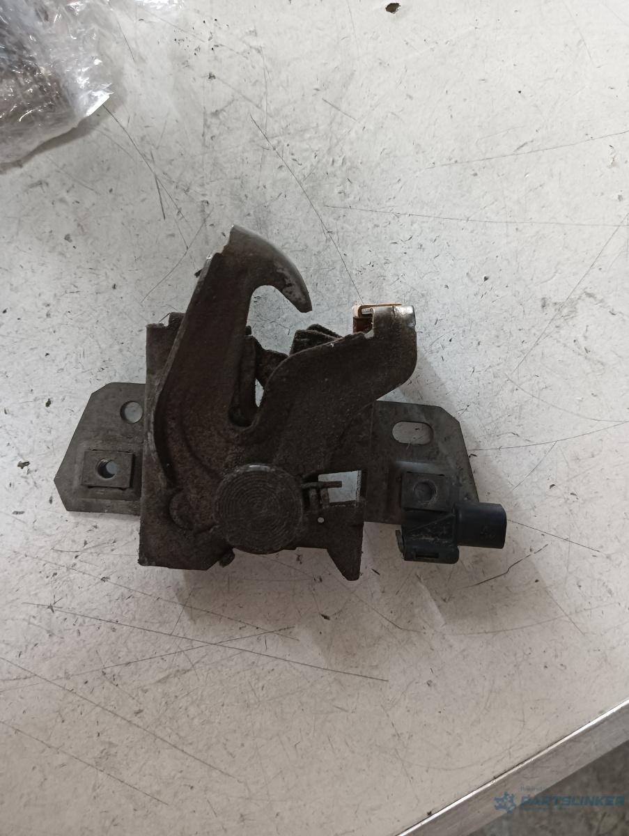 Incuietoare capota  VOLVO V50 (MW, 545) [ 2003 - 2012 ]