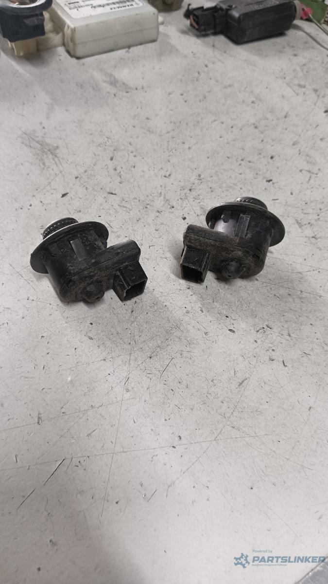 Buton reglaj oglinzi stanga fata DACIA DUSTER [ 2010 - > ] – foto 2