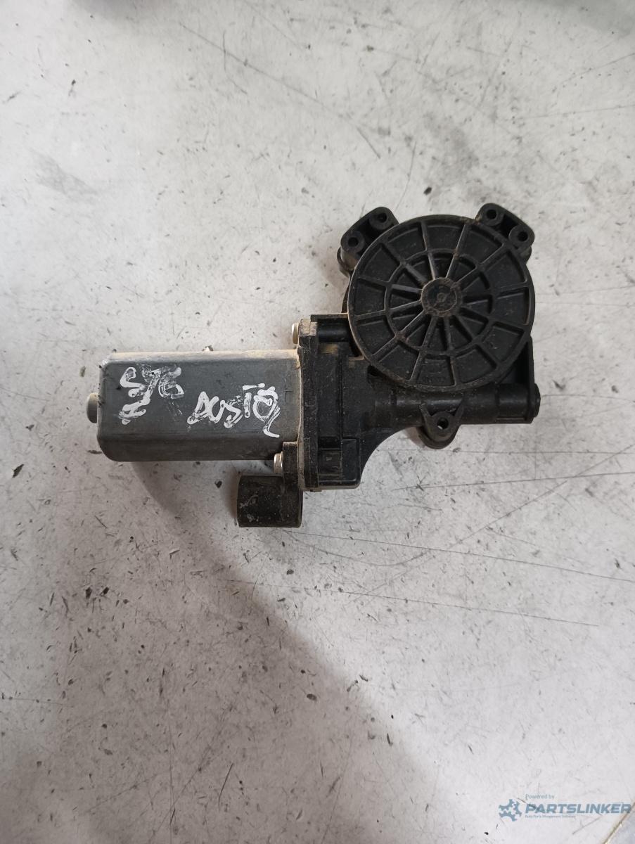 Motoras macara geam stanga fata DACIA DUSTER [ 2010 - > ] OEM 9030255
