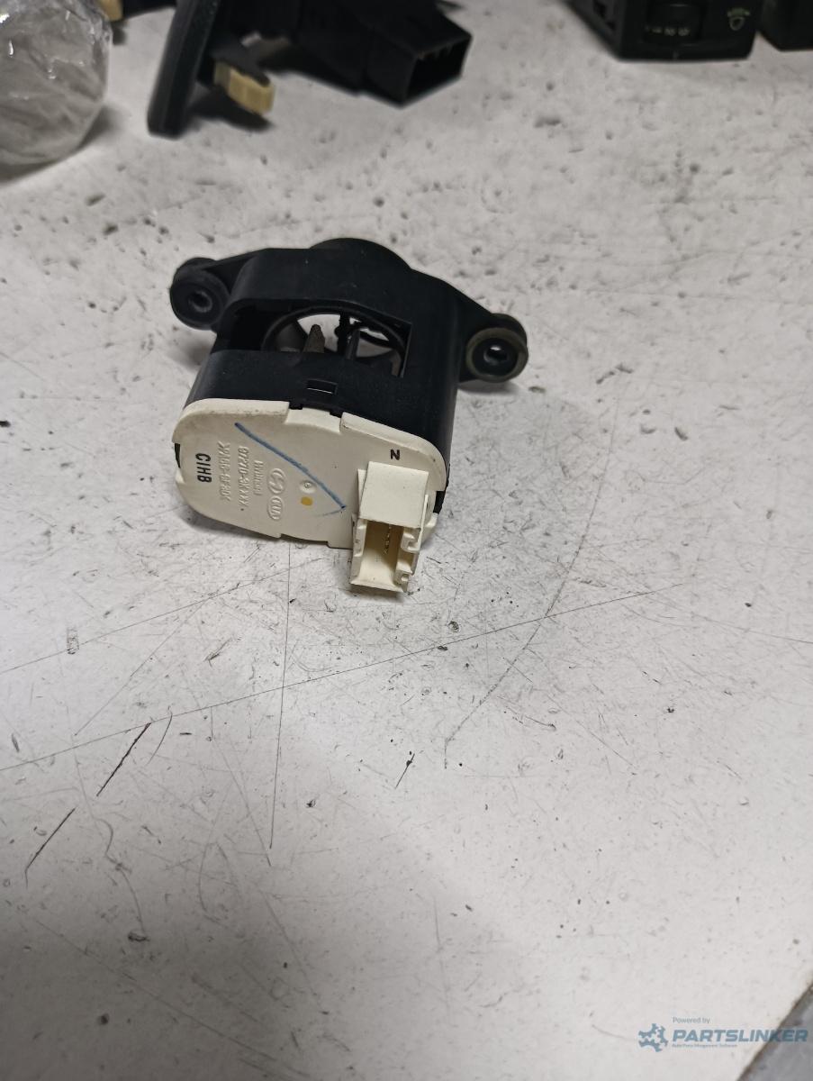 Senzor presiune aer HYUNDAI SONATA VI (YF) [ 2009 - 2015 ] OEM 972703k – foto 2