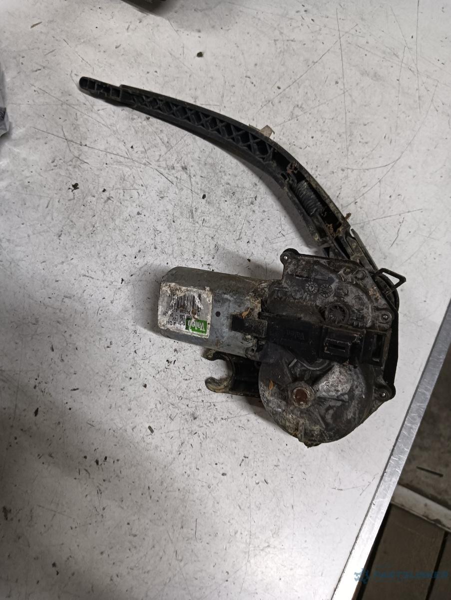 Motoras haion  PEUGEOT 107 [ 2005 - > ]