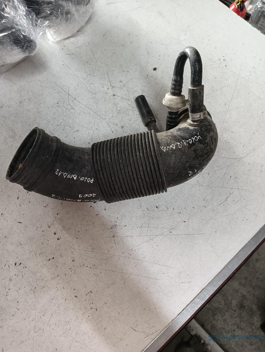 Furtun intercooler turbo VOLKSWAGEN POLO (9N_) [ 2001 - 2012 ] 1.2 (AWY, BMD) 40KW|54HP – foto 2