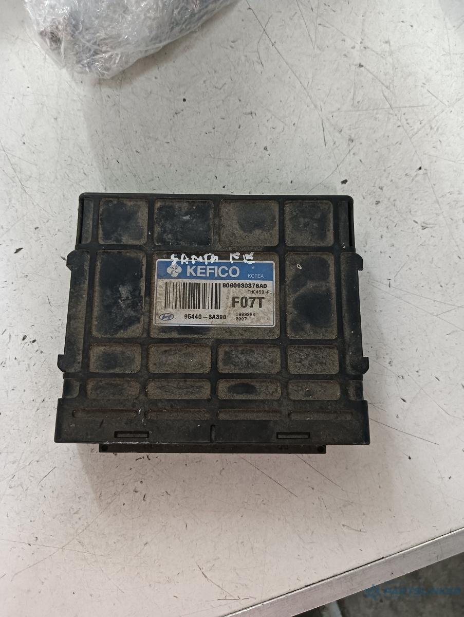 Modul confort HYUNDAI SANTA FE II (CM) [ 2005 - 2012 ] OEM 954403a390