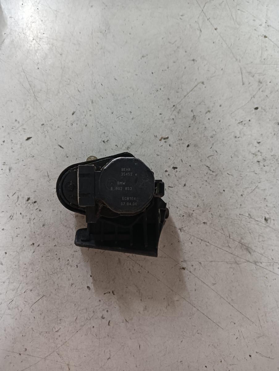 Motoras clapeta aeroterma BMW 3 IV (E46) [ 1998 - 2005 ] OEM 6902853
