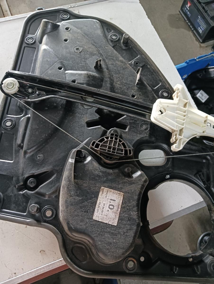 Macara geam electric stanga spate VOLKSWAGEN GOLF VI (5K1) [ 2008 - 2013 ] OEM 5k4839729j – foto 2
