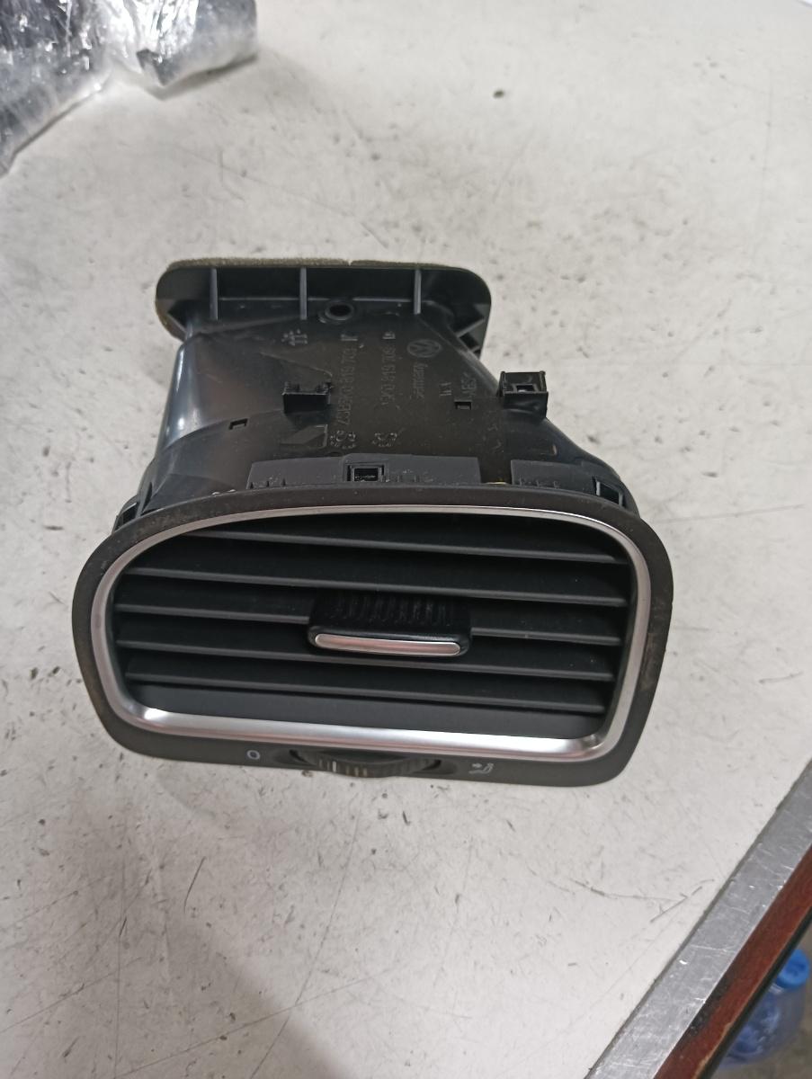 Guri ventilatie stanga fata VOLKSWAGEN GOLF VI (5K1) [ 2008 - 2013 ] OEM 5k0819703k
