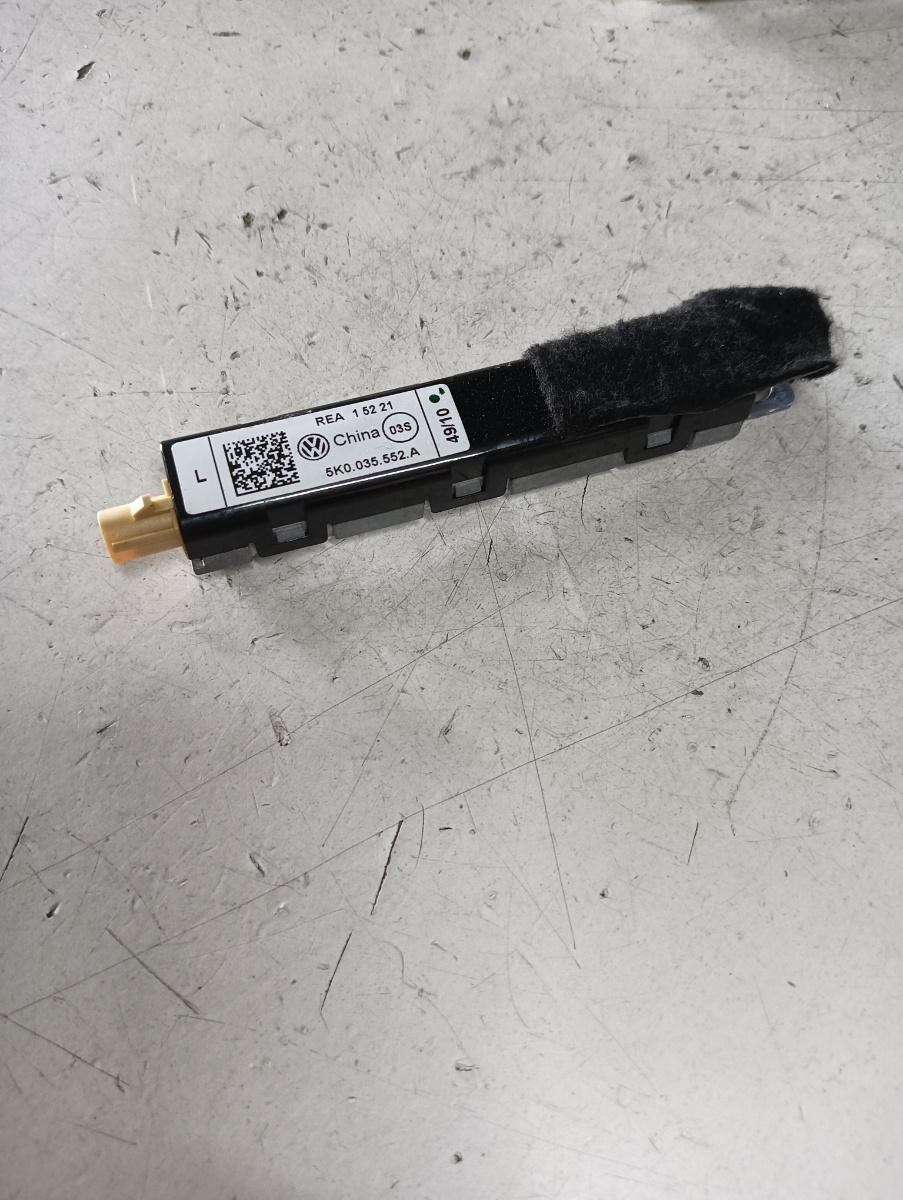 Amplificator antena stanga VOLKSWAGEN GOLF VI (5K1) [ 2008 - 2013 ] OEM 5k0035552a – foto 2