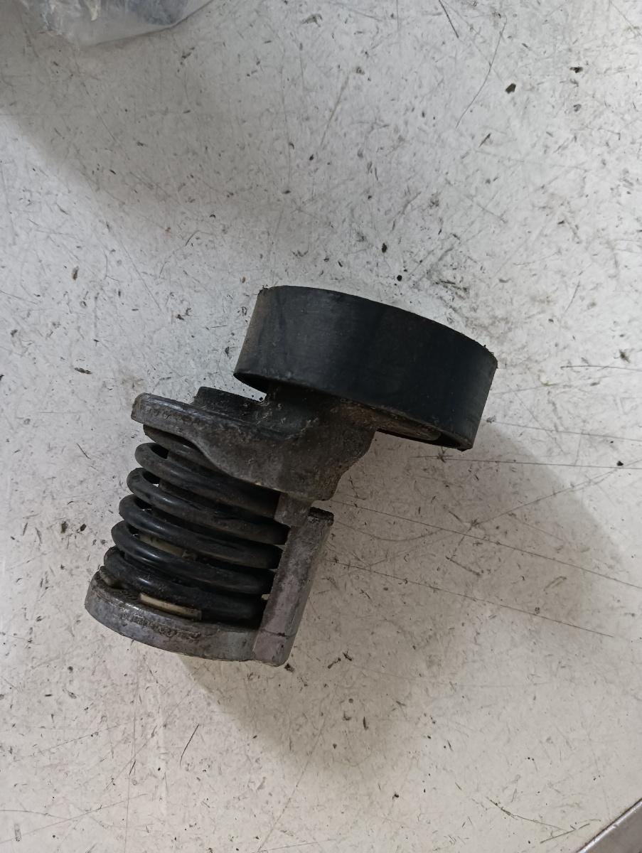 Intinzator curea, curea distributie AUDI A6/S6 IV Saloon (4G2, C7, 4GC) [ 2010 - 2018 ] TDI (CGLC, CMGB) 130KW|177HP OEM 038903315aa – foto 2