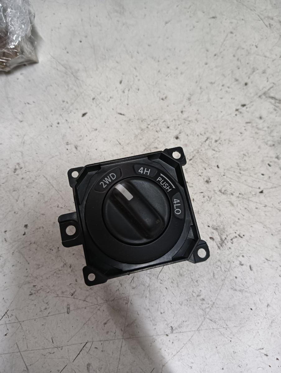 Buton selector tractiune NISSAN FRONTIER II D40 [ 2005 - 2009 ]
