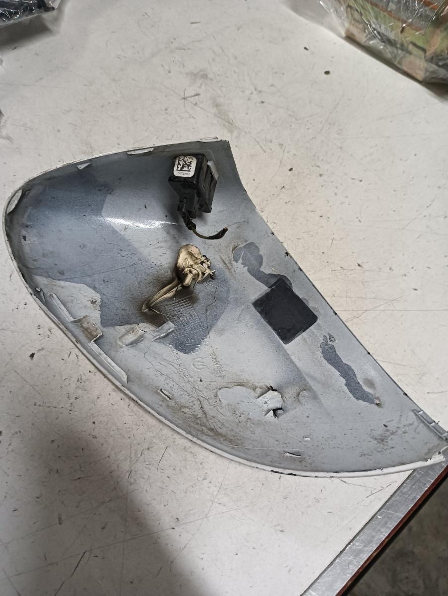 Capac oglinda dreapta fata VOLKSWAGEN PASSAT 3G2 2014 - > – foto 2