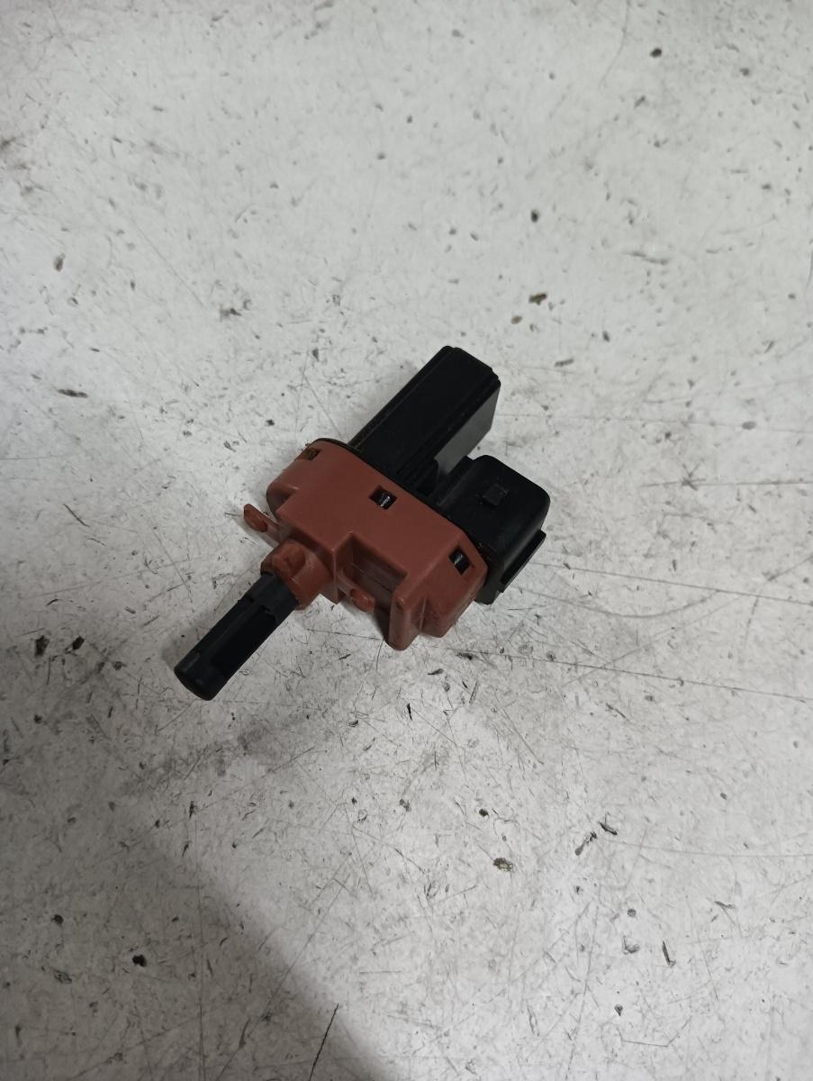 Switch frana MAZDA  6 2005>